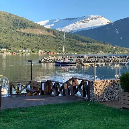 4 Star In * Eidsvåg